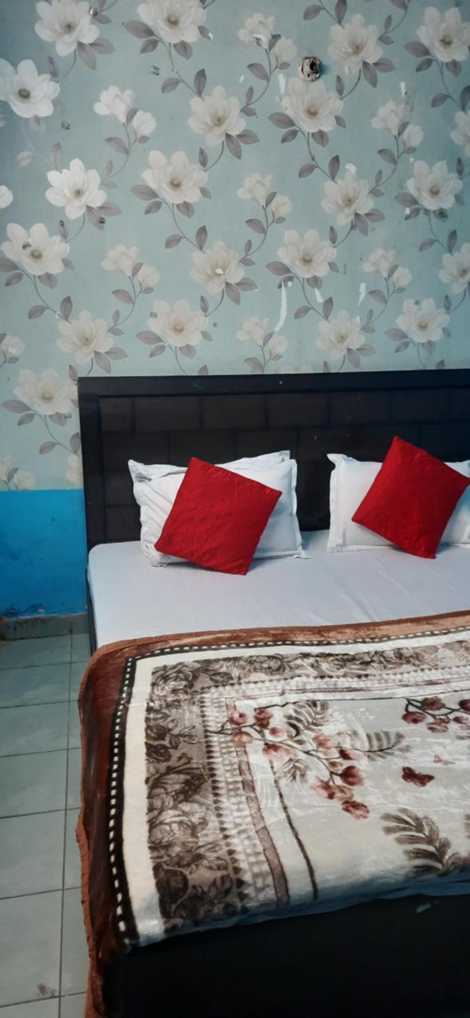 Hotel Golden Height Chandigarh Bagian luar foto
